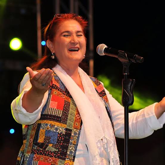 Sabahat Akkiraz'dan Atatürk ve Cumhuriyet Vurgusu
